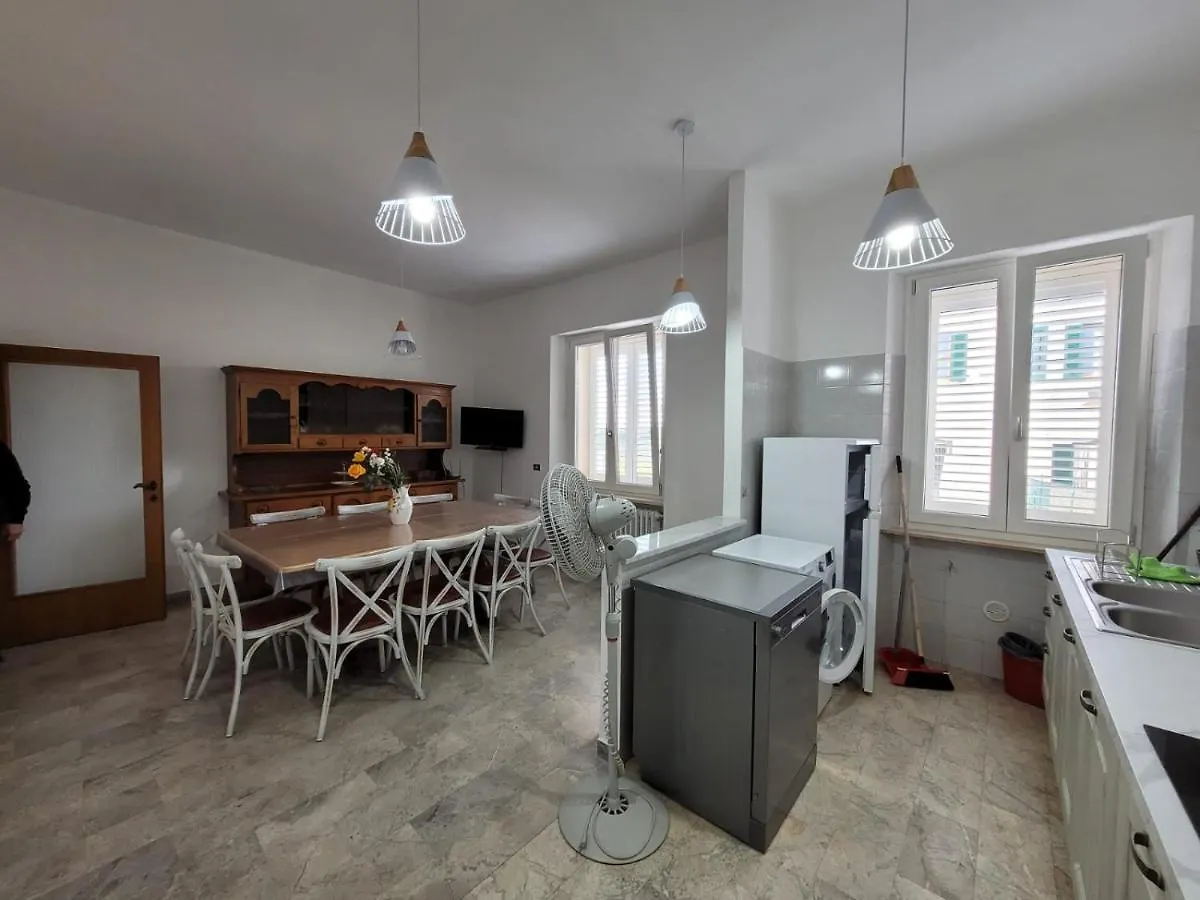 Homestay La Lenzerina Casa Indipendente Con Giardino Apartment Scarlino