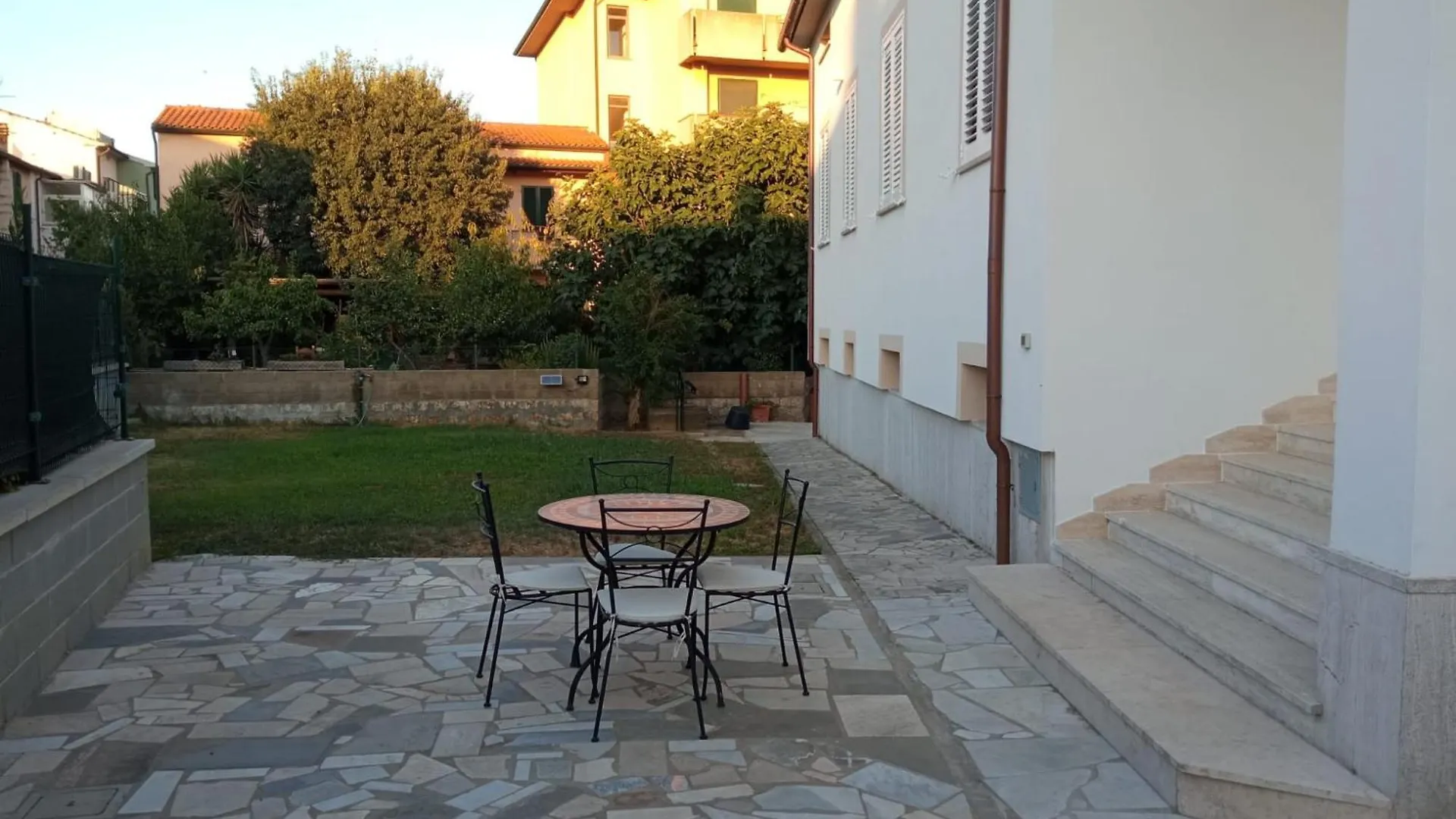 Homestay La Lenzerina Casa Indipendente Con Giardino Apartment Scarlino